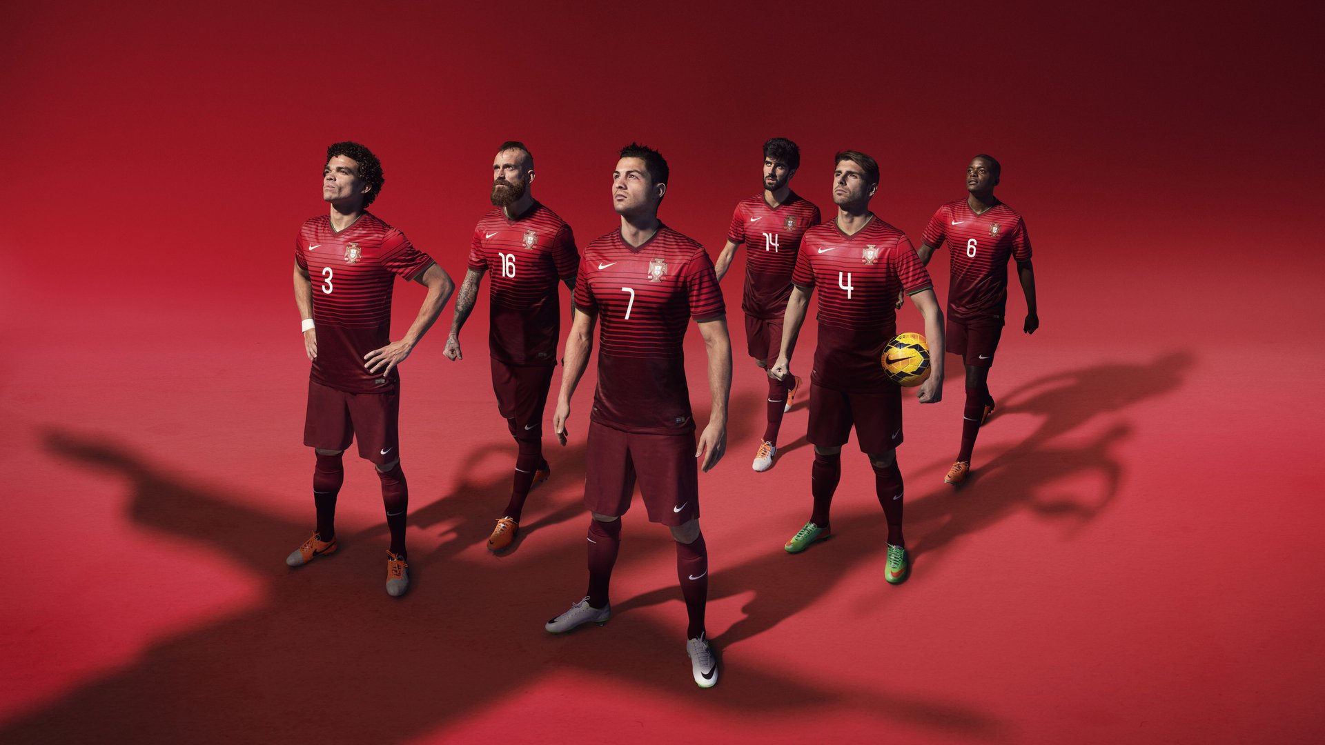 融合创新：大数据分析助力足球战术制定，大数据在足球训练中的运用